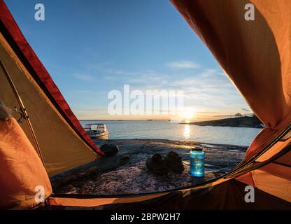 Dawn an Bylandet Insel, Kirkkonummi, Finnland Stockfoto