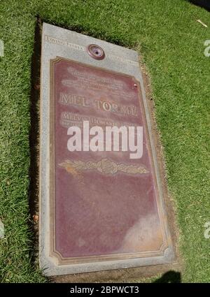 Los Angeles, Kalifornien, USA 19. Mai 2020 EIN allgemeiner Blick auf die Atmosphäre von Mel Torme's Grab im Pierce Brothers Westwood Village Memorial Park am 19. Mai 2020 in Los Angeles, Kalifornien, USA. Foto von Barry King/Alamy Stock Photo Stockfoto