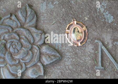 Los Angeles, Kalifornien, USA 19. Mai 2020 EIN allgemeiner Blick auf die Atmosphäre von Natalie Wood's Grab im Pierce Brothers Westwood Village Memorial Park am 19. Mai 2020 in Los Angeles, Kalifornien, USA. Foto von Barry King/Alamy Stock Photo Stockfoto