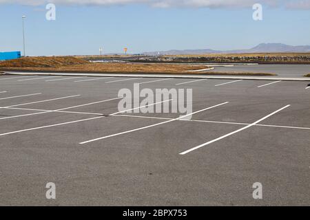 Parkplatz mit leeren Plätzen in Island Stockfoto