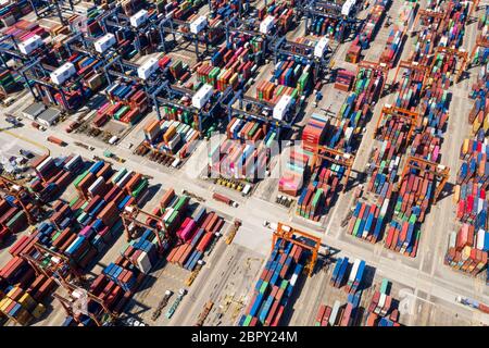 Kwai Tsing, Hong Kong 04 September 2018:- Top down des Industriehafens mit Containern Stockfoto