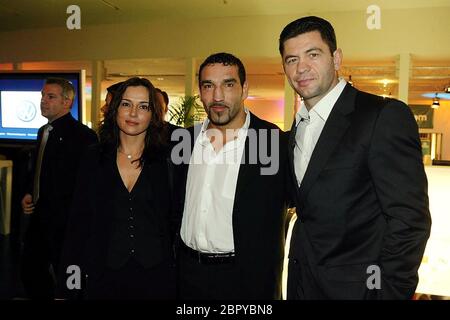 „Sportler treffen Sportler“ 9. Gala der Stiftung Deutsche Sporthilfe in Köln - der Box-Europameister im Schwergewicht Luan Krasniqi (rechts). Stockfoto