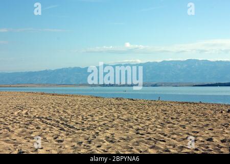 Königin der Sandstrand in Nin und Velebit Gebirge, Kroatien Stockfoto