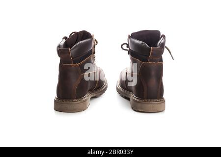 Herren Stiefeletten, braun, mit Nubukleder. Isoliert auf weißem Hintergrund, geschlossen Stockfoto