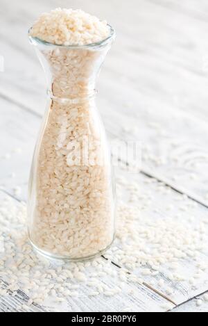 Arborio Reis in der Flasche Stockfoto