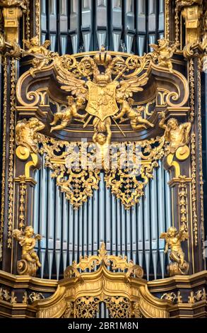 Orgel in St. Stephan's Cathedral, Passau. Es ist die größte Kathedrale Orgel der Welt. Die Orgel hat derzeit 17,774 Pfeifen und 233 Registern Stockfoto