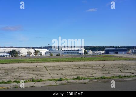 MARSEILLE, FRANKREICH -16 NOV 2019- Blick auf die Airbus-Produktionsstandorte und die Airbus Helicopters-Zentrale am Flughafen Marseille Provence (MRS Stockfoto