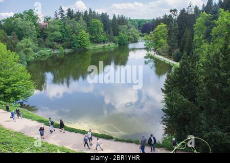 Der Teich Podzamecky im Pruhonice Park am Stadtrand von Prag, Tschechische Republik, 17. Mai 2020. (CTK Photo/Libor Sojka) Stockfoto