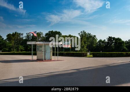 Carthage, Missouri, USA - 6. Juli 2014: Die Plakatwand der 66 Drive-In entlang der historischen Route 66 in der Stadt Carthage im US-Bundesstaat Missouri Stockfoto