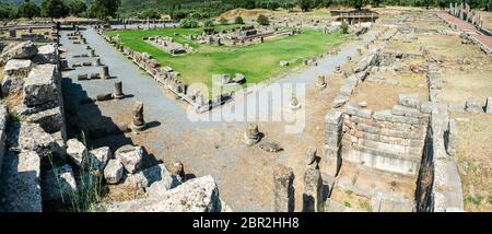 Archäologische Stätte des antiken Messene, Ruinen des Stadions, in der Nähe von Kalamata, Messina, Messinia, Peloponnes, Griechenland Stockfoto