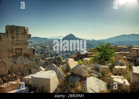 Panoramablick über die Akropolis und Athen Stockfoto