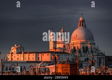 Blick auf die Basilika Santa Maria della Salute Stockfoto