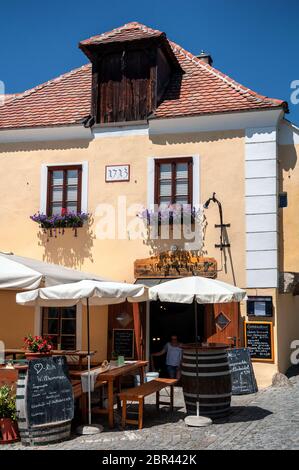 Ansichten und Impressionen der mittelalterlichen Stadt Dünstein in der Wachau Stockfoto