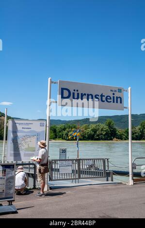 Ansichten und Impressionen der mittelalterlichen Stadt Dünstein in der Wachau Stockfoto