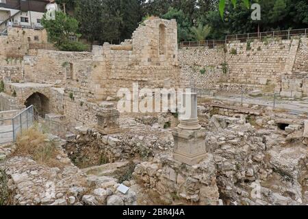 Alten Teich von Bethesda Ruinen in der Altstadt Jerusalems bauen durch das Römische Reich Stockfoto