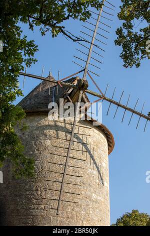 Moulin de Domme. Alte Windmühle in Vitrac, Dordogne Tal. Aquitanien, Frankreich Stockfoto