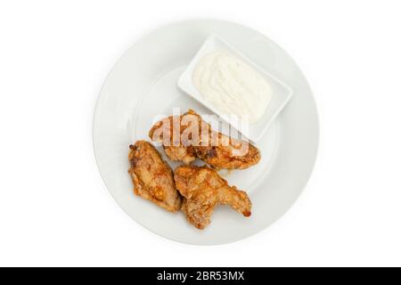 Bier Snacks, gebraten. Sauce, gebratene Pilze, Huhn, Chips Stockfoto