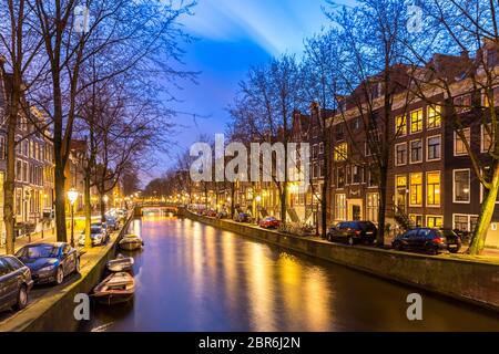 Grachten von Amsterdam West Side Sonnenuntergang Niederlande Stockfoto