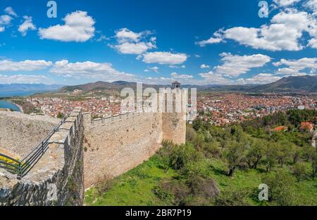 Blick auf die Stadt Ohrid als vom Schloss Samuil, Republik Mazedonien gesehen Stockfoto