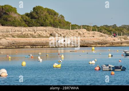 Küste in der Nähe von Colonia de Sant Jordi (oder Colonia de San Jorge), Mallorca, Spanien, Europa. Stockfoto