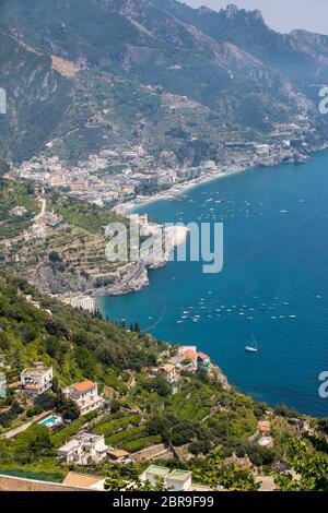 Blick über den Golf von Salerno von Ravello, Kampanien, Italien Stockfoto