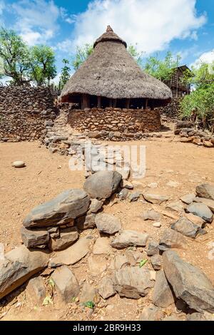 Kommunale Haus im traditionellen Konso Stammes Dorf in Carat Konso, Äthiopien Stockfoto