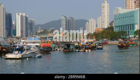 Aberdeen, Hongkong 12. Mai 2019: Fischereihafen in Hongkong im Taifunschutz Stockfoto