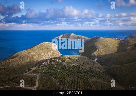 Panoramablick auf Kap Tainaron (oder 'Cape Matapan') an der südlichsten Ecke der Mani-Region. Es wurde in der Antike als das "Tor zu Ha Stockfoto