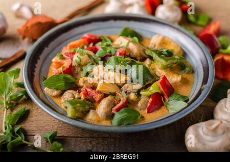 Curry Huhn Gemüse frisches Essen, essen Fotografie Stockfoto