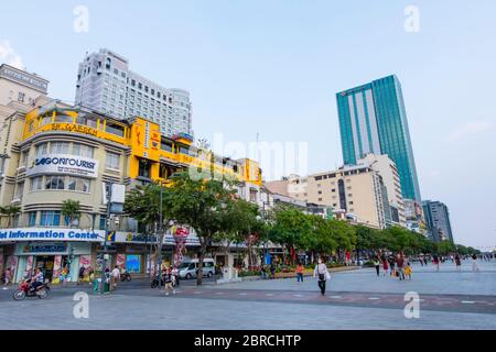 Nguyen Hue, Hauptfußgängerzone, Ben Nghe, Ho Chi Minh City, Vietnam, Asien Stockfoto