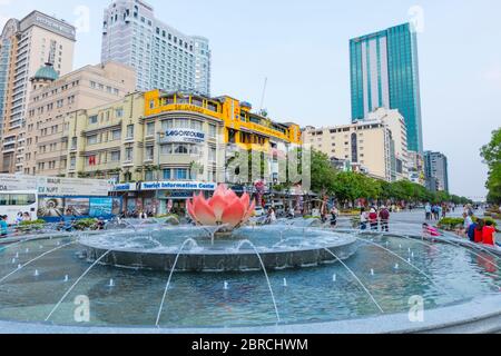 Nguyen Hue, Hauptfußgängerzone, Ben Nghe, Ho Chi Minh City, Vietnam, Asien Stockfoto