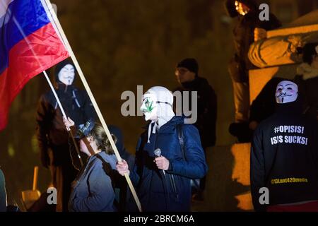 Auf dem "Millionen-Maske-Marsch" werden Proteste mit V-for-Vendetta-Stil Guy Fawkes Masken und Demonstrationen gegen Austerität, die Verletzung ziviler ri Stockfoto