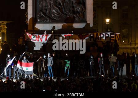 Auf dem "Millionen-Maske-Marsch" werden Proteste mit V-for-Vendetta-Stil Guy Fawkes Masken und Demonstrationen gegen Austerität, die Verletzung ziviler ri Stockfoto