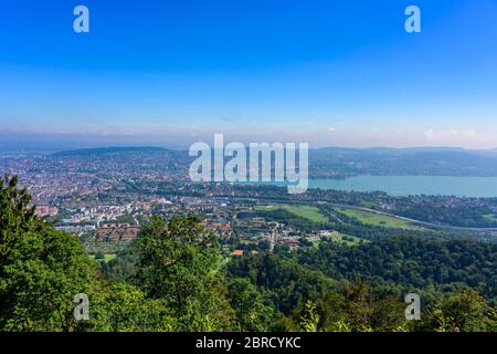 Blick vom Uetliberg auf die Stadt Zürich und den Zürichsee, Top of Zurich, Kanton Zürich, Schweiz Stockfoto