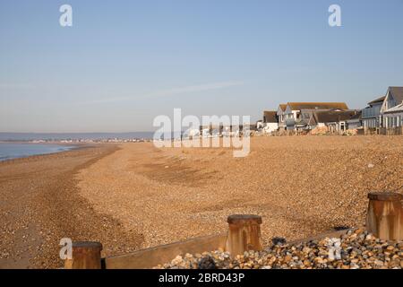 Der Kiesstrand an der Normannen Bay an der östlichen sussex Küste Stockfoto