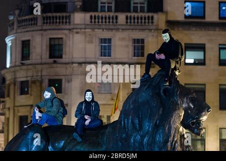 Auf dem "Millionen-Maske-Marsch" werden Proteste mit V-for-Vendetta-Stil Guy Fawkes Masken und Demonstrationen gegen Austerität, die Verletzung ziviler ri Stockfoto