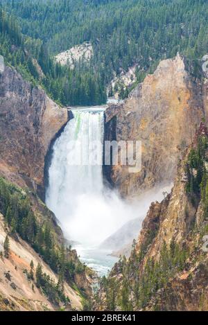 Obere Wasserfälle am Tag in gelben Stein Yellowstone Nationalpark,Wyoming.us a. Stockfoto