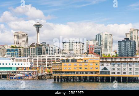 seattle waetr Front am sonnigen Tag, Seattle, Washington, usa. Nur für redaktionelle Verwendung. Stockfoto