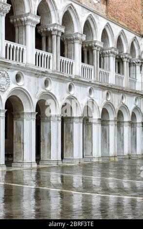 Dogenpalast oder Palazzo Ducale in Venedig, Italien. Dode's Palace ist eines der wichtigsten Touristenattraktionen Venedigs. Stockfoto