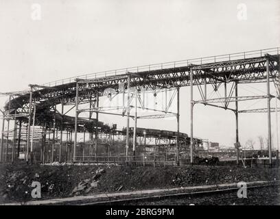 Kurve auf der Hochbahn oder El Train an der 110th Street New York Stockfoto