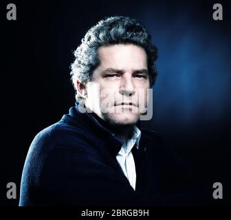 Studio-Porträt eines Mannes mittleren Alters. Stockfoto