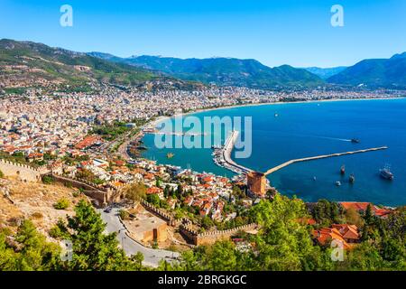 Kizil Kule Roter Turm, Alanya Burg und Hafen Panoramablick in Alanya Stadt, Provinz Antalya an der Südküste der Türkei Stockfoto