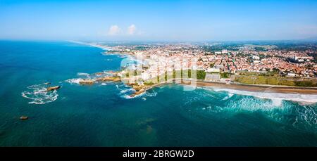 Biarritz Antenne Panoramablick. Biarritz ist eine Stadt am Golf von Biskaya an der Atlantikküste in Frankreich. Stockfoto