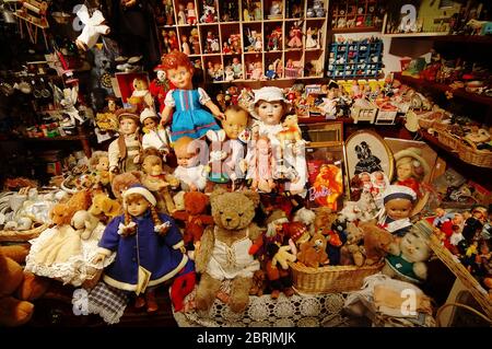 Altes Spielzeuggeschäft in Deutschland Stockfoto