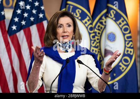 Washington, DC, USA. Mai 2020. 21. Mai 2020 - Washington, DC, USA: House Speaker NANCY PELOSI (D-CA) spricht bei einer Pressekonferenz zum Jahrestag der Verabschiedung des 19. Gesetzes und der Votum-by-Mail und Wahlsicherheit im Heroes Act. Quelle: Michael Brochstein/ZUMA Wire/Alamy Live News Stockfoto