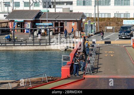 Tadanoumi Hafen in Takehara Stadt, das Tor zur berühmten Okunoshima (Kaninchen Insel). Präfektur Hiroshima, Japan Stockfoto