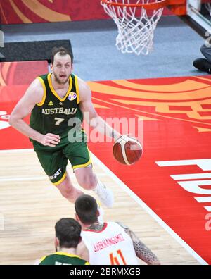 Joe Ingles (Australien) gegen Spanien. FIBA Basketball Wm China 2019, Halbfinale Stockfoto