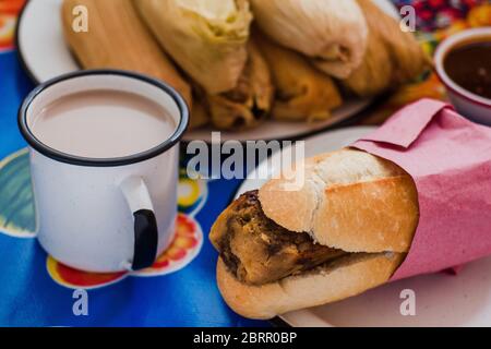 torta de tamal, tamales mexiko, mexikanisches Essen in mexiko-Stadt Stockfoto