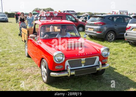 Triumph Herald 1200, 1147cc grün, Juni 1966, Oldtimer, Camrose Car Show Stockfoto