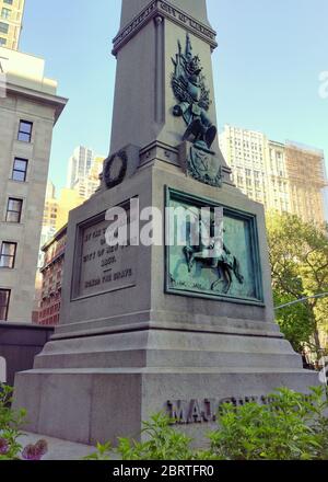 Denkmal für Major General William J. Worth, eines der ältesten Denkmäler in NYC, errichtet 1857, gelegen am Worth Square in Midtown, New York, NY, USA Stockfoto